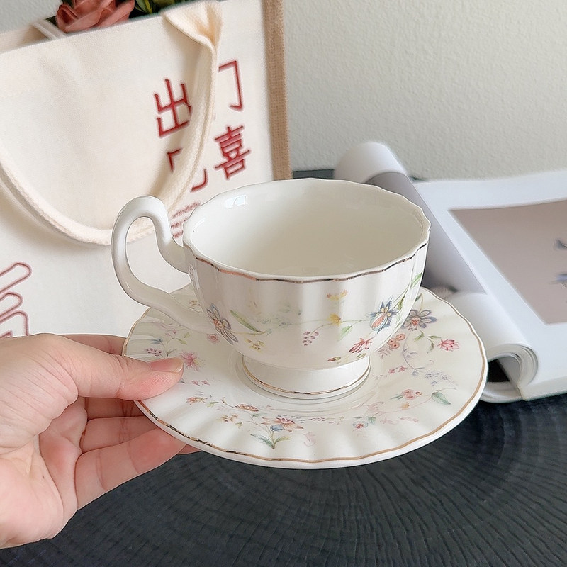 طقم فناجين قهوة مع صحون بنقشة  - مراجعة Coffee Tea Drawing وسعره