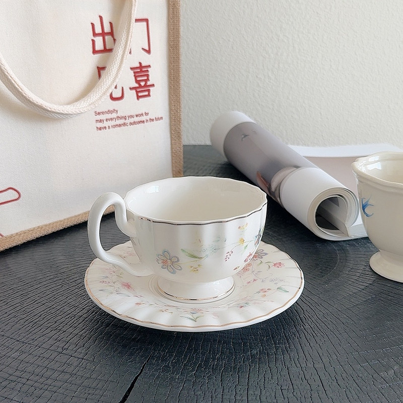 طقم فناجين قهوة مع صحون بنقشة  - مراجعة Coffee Tea Drawing وسعره