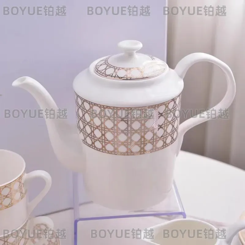 طقم فناجين قهوة فاخر من الخزف  - مراجعة Coffee Tea Uses وسعره